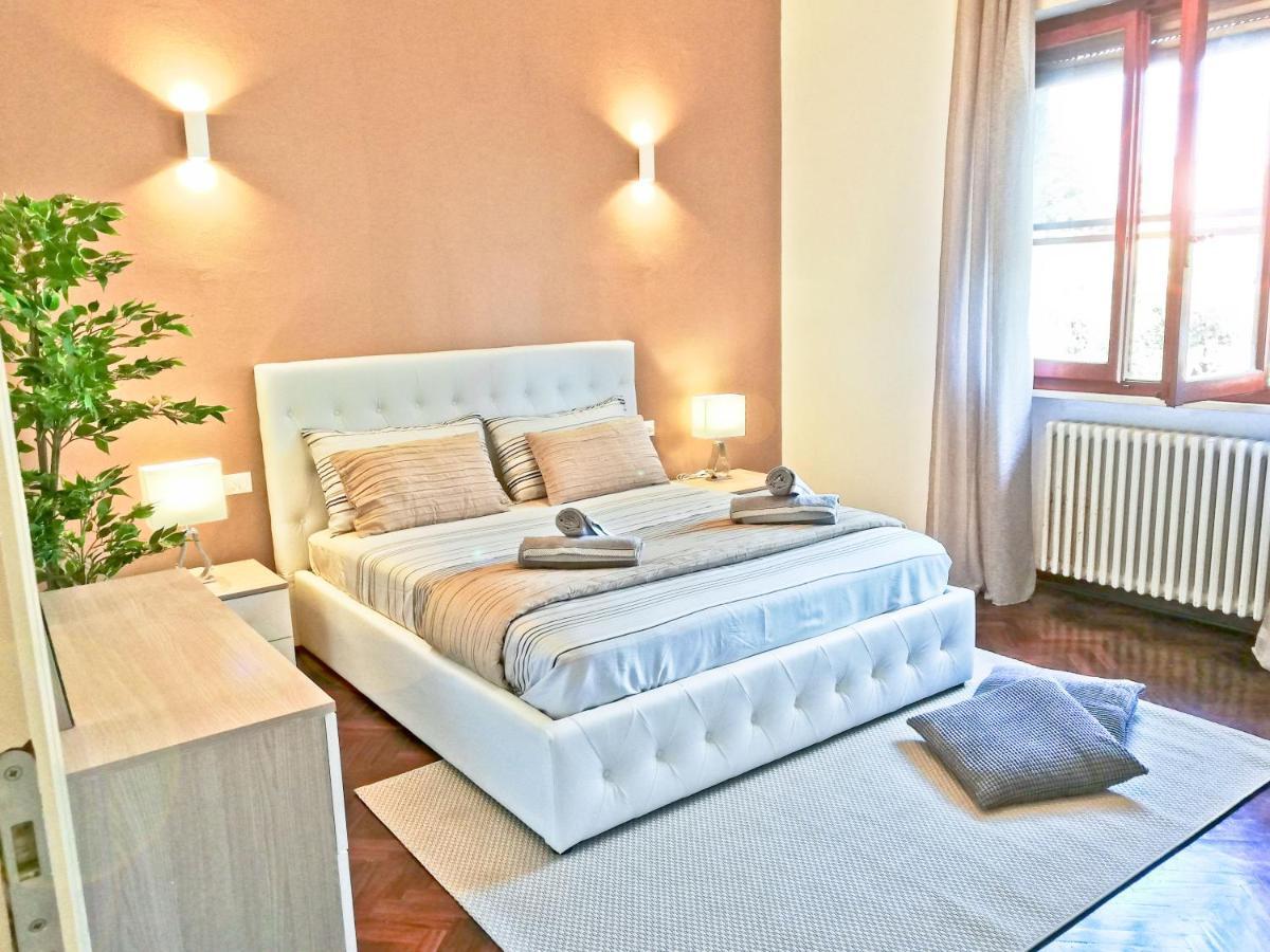 Modern & Bright Tuscany Villa Cenaia Екстер'єр фото