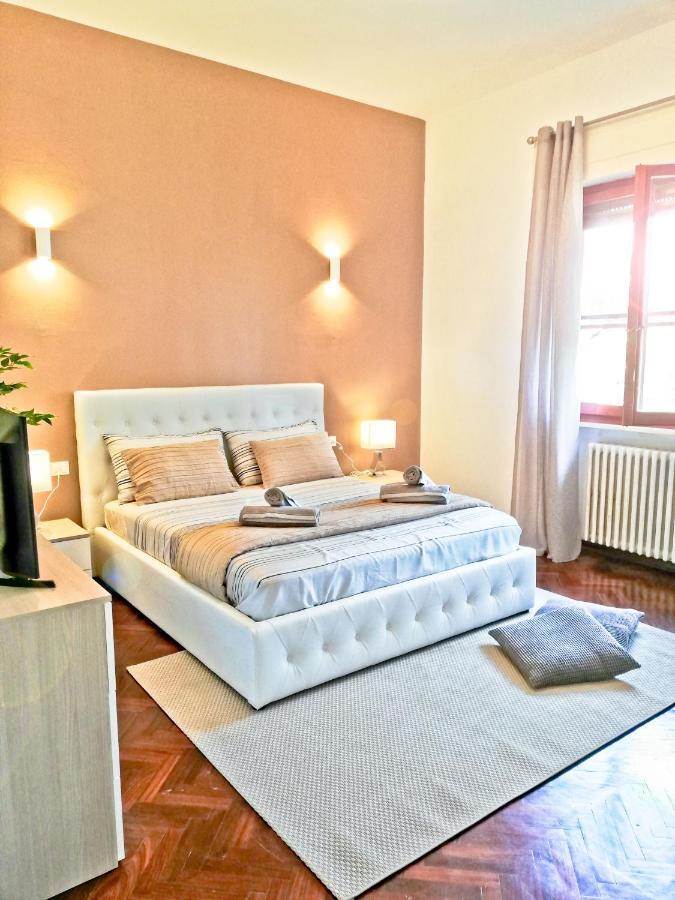 Modern & Bright Tuscany Villa Cenaia Екстер'єр фото